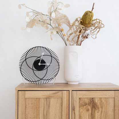 Minimalist wall clock - Image 2